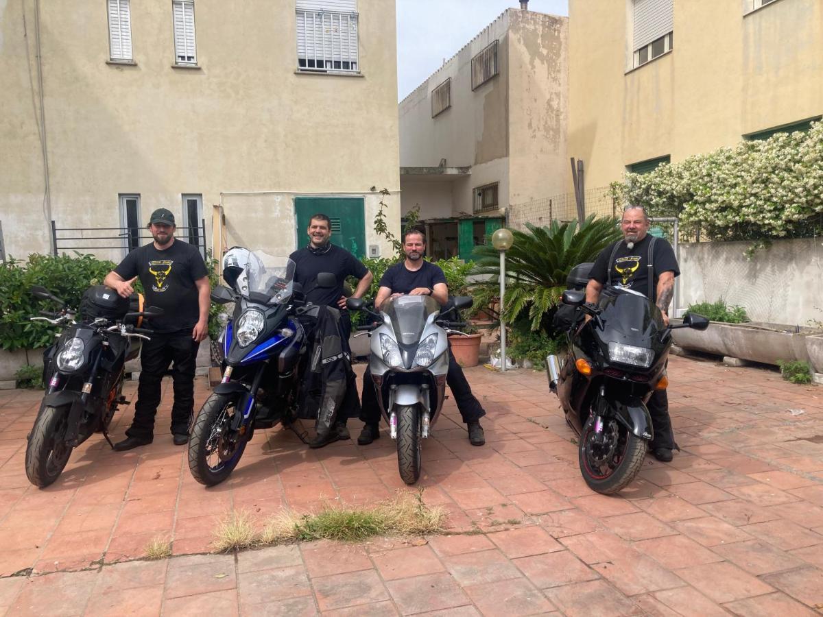 Hotel L'Ancora La Caletta Bagian luar foto