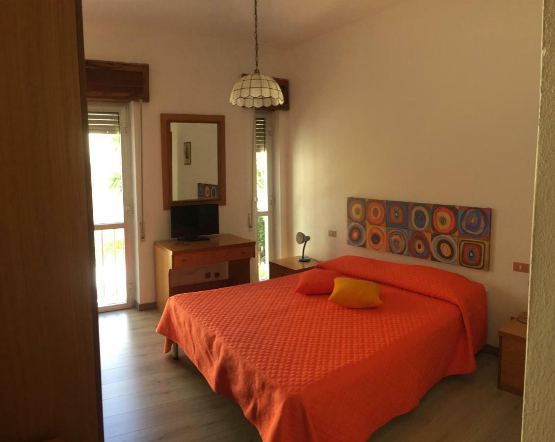 Hotel L'Ancora La Caletta Bagian luar foto